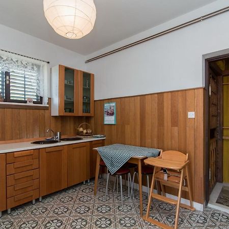 Apartments Mare Postira Εξωτερικό φωτογραφία