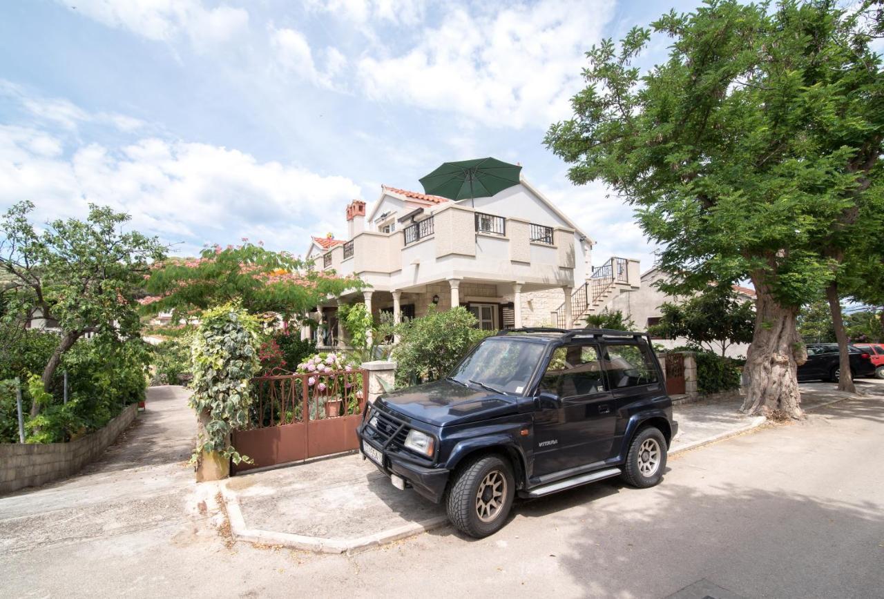 Apartments Mare Postira Εξωτερικό φωτογραφία