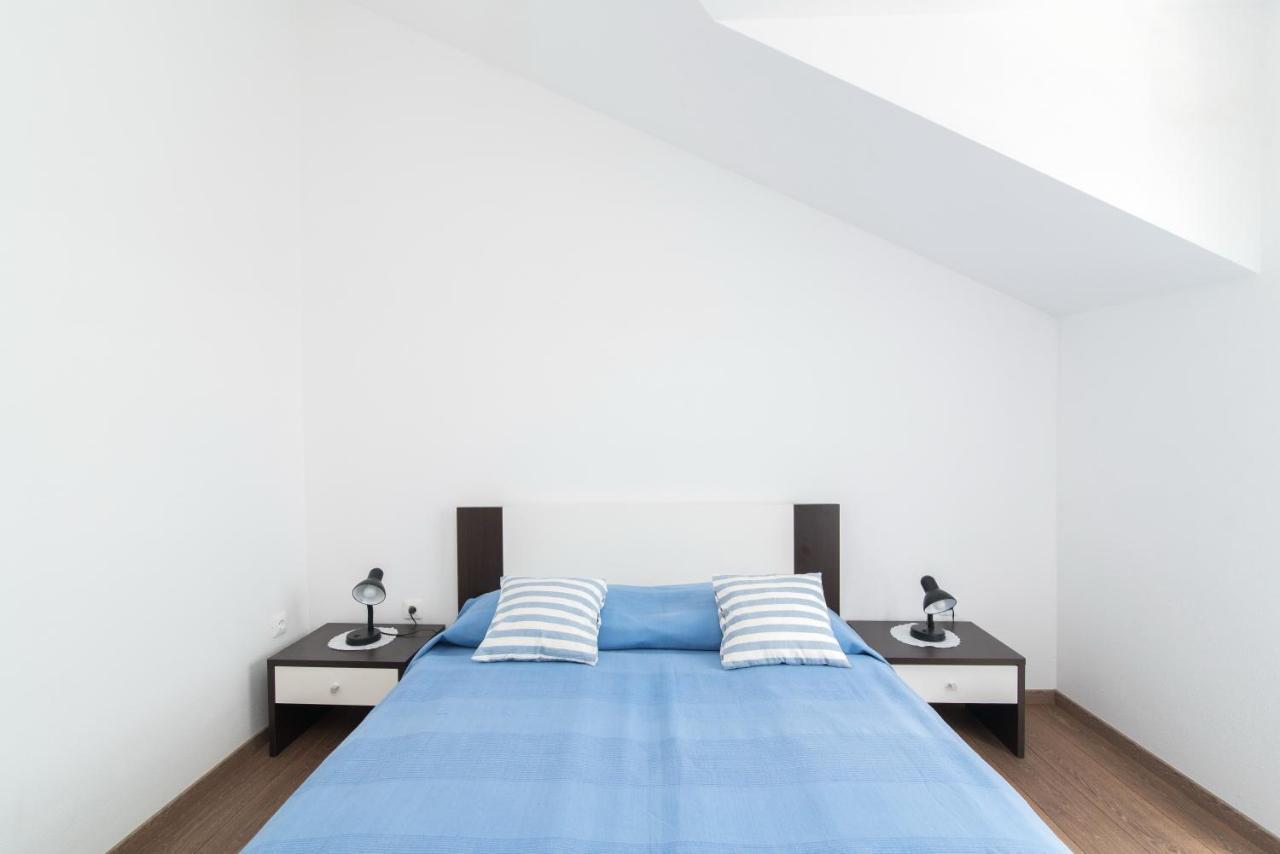 Apartments Mare Postira Εξωτερικό φωτογραφία