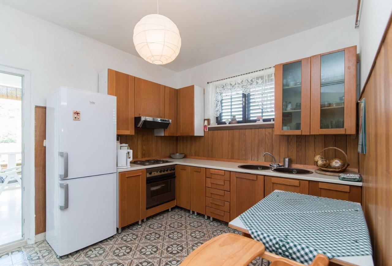 Apartments Mare Postira Εξωτερικό φωτογραφία