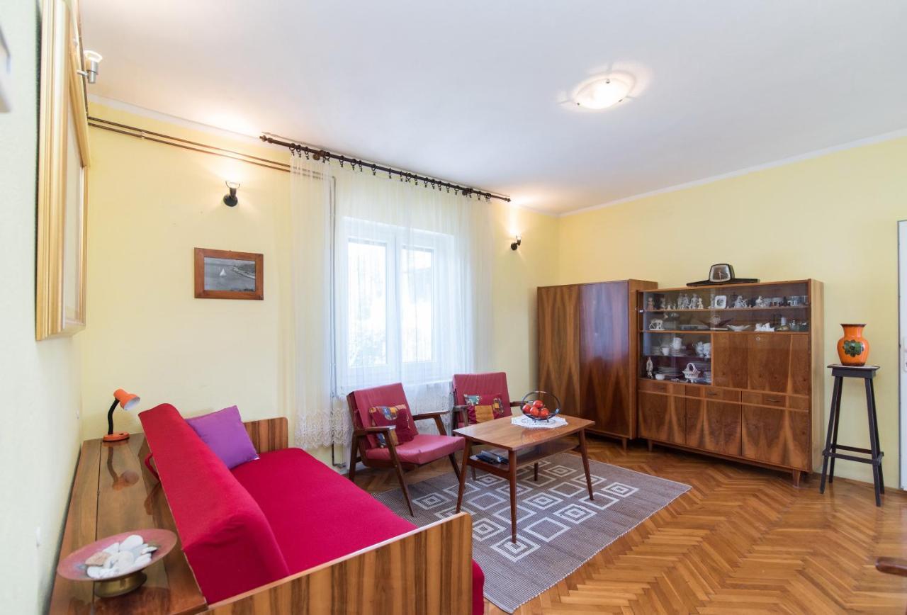 Apartments Mare Postira Εξωτερικό φωτογραφία