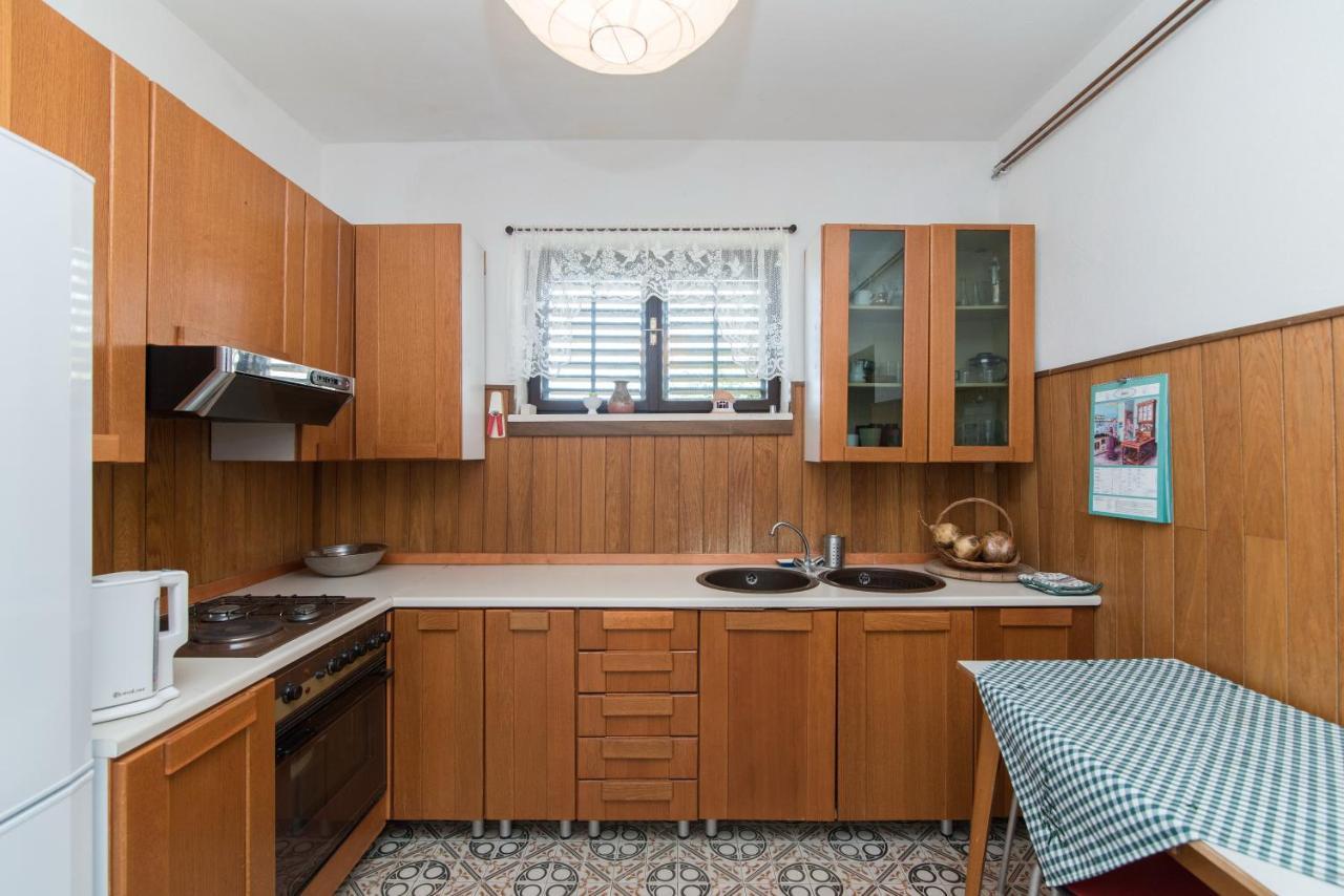Apartments Mare Postira Εξωτερικό φωτογραφία