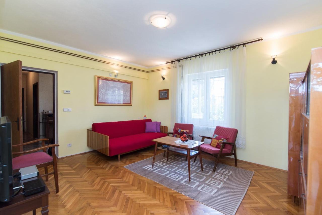 Apartments Mare Postira Εξωτερικό φωτογραφία